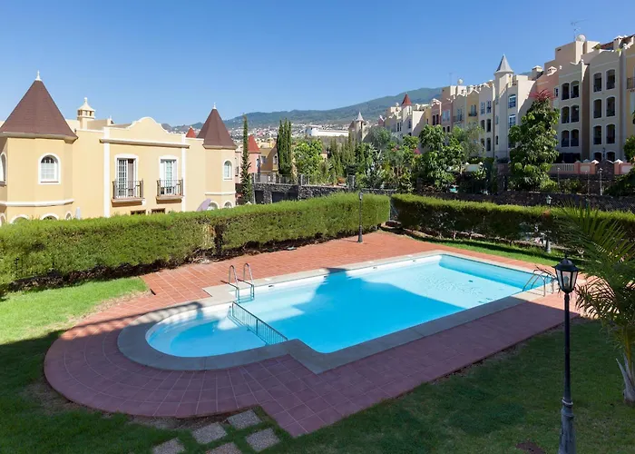 Home2book Serenity Terrace & Pool, La Quinta Apartment